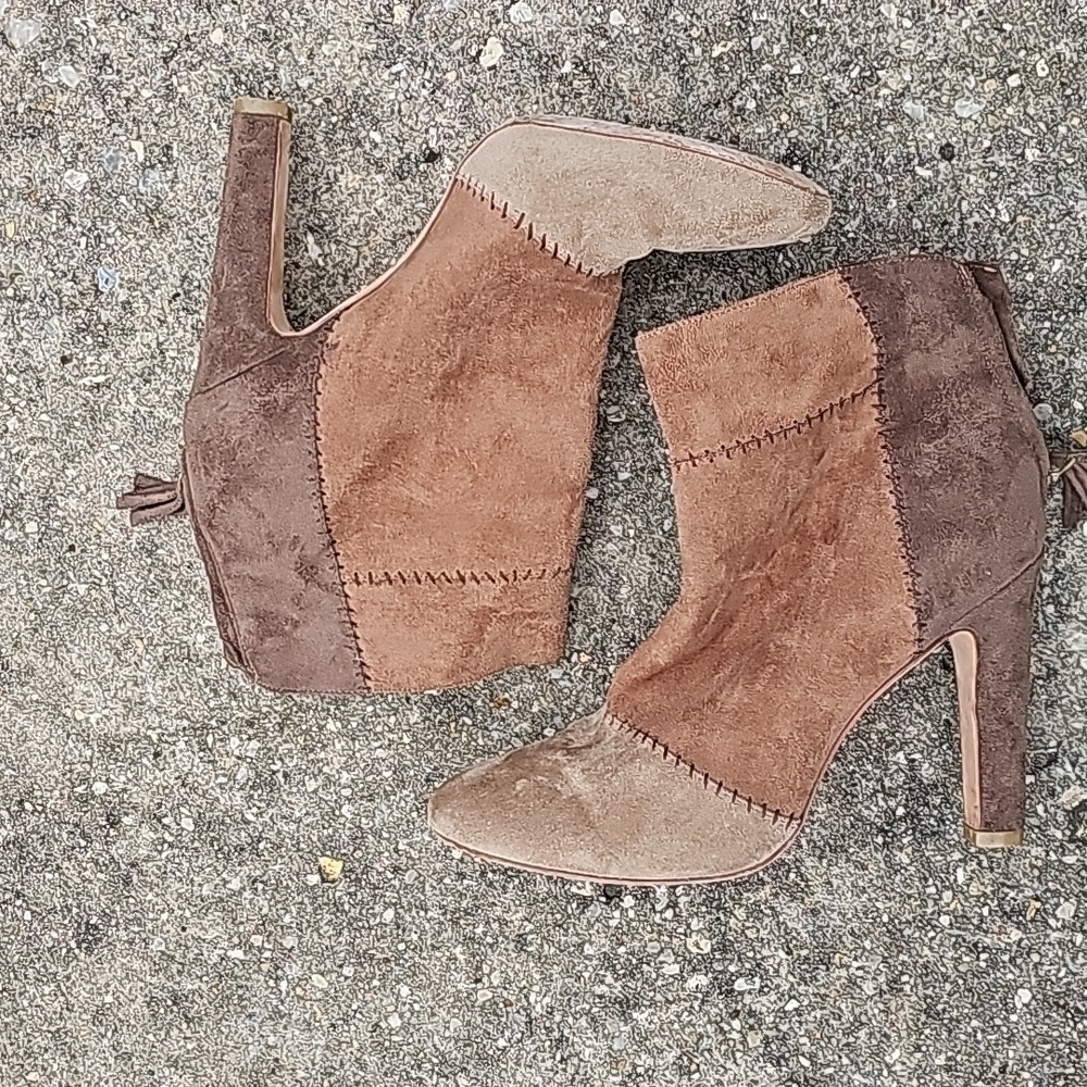 Joie Suede Colorblock Pattern Patchwork Heeled Bo… - image 4